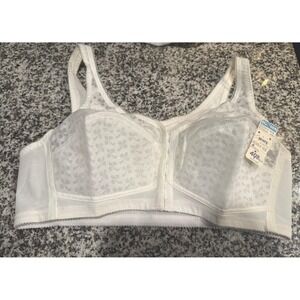 Vintage Bestform Women's 40B Beauty Collection Bra Style# 6300 NWT Front Clasp